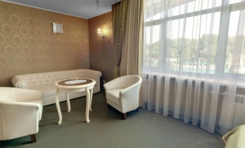 Двухместный номер Deluxe двуспальная кровать в Парк-отель Замковый