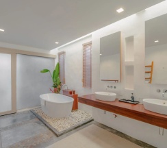 Двухместная вилла Pool Access с балконом двуспальная кровать в Отель Metadee Concept Hotel