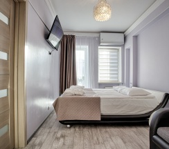 Апартаменты 8 с 2 комнатами с видом на парк в Exclusive Hotel&Apartments