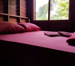 Семейная вилла с 2 комнатами с балконом в Phanom Bencha Mountain Resort