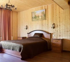 Охотничий дом в Family house