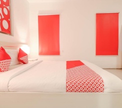 Двухместный номер Deluxe двуспальная кровать в OYO 1489 Simona Hotel