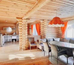 Коттедж Царский с балконом в Ателика Улиткино