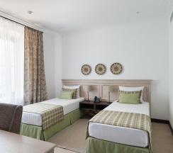 Номер комфорт премиум в Аверон