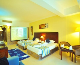 Двухместный номер Deluxe с видом на море 2 отдельные кровати в Sea Beach Aqua Park Resort