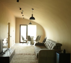 Четырёхместный номер Comfort с 2 комнатами с балконом в Apple Resort