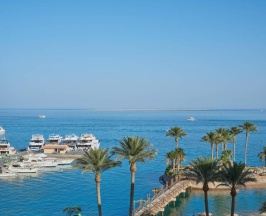 Двухместный полулюкс Venus с видом на море двуспальная кровать в Hurghada Marriott Beach Resort