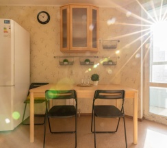 3-комнатные апартаменты улучшенные с балконом для 5 гостей в Степаненков