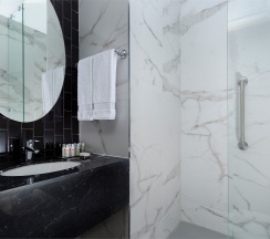 Стандартный номер с видом на город с кроватями Twin в DoubleTree Moscow Arbat