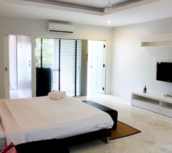 Трёхместный номер Deluxe в Surintra Boutique Resort