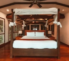 Pool Villa Grand с 5 спальнями рядом с пляжем в Barcelo Coconut Island