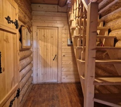 Шестиместный дом Русский в Глэмпинг на озере Сиг