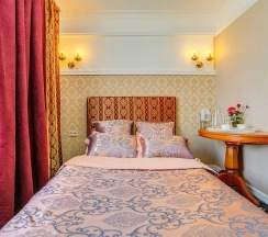 Стандарт в Golden Hotel