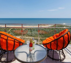 Апартаменты с 2 комнатами с балконом в Tur House