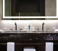 Люкс Ambassador в Double Tree by Hilton