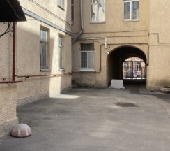 Бесплатная ПАРКОВКА (в наличии по звонку) в Premiere у Мариинского театра