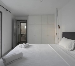 Коттедж в Downtown cottage 3 floors- sea view