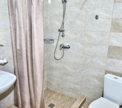 Люкс 2х комнатный без балкона в Маяк