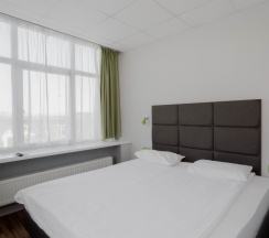 Двухместный улучшенный стандартный номер в Concept Hotel