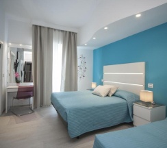 Трёхместный номер Superior в Hotel Levante