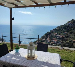 Коттедж в Casa a picco sul mare 5 terre