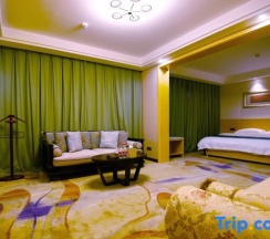 Семейный номер Standard в Dunhuang Hotel