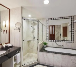 Люкс c 1 комнатой в The Davis Bangkok Hotel