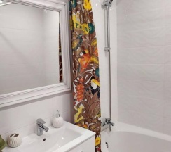 Двухместная студия двуспальная кровать в Апартаменты Румер в современном жилом комплексе у ТЦ Дана Молл