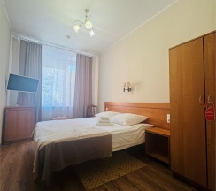 Одноместный номер (размещение 2 человека) в Транзит