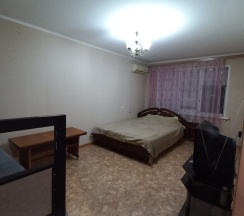 Квартира в Апартаменты на 4-й микрорайон, 7