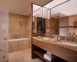 Номер люкс в Radisson Blu Olympiyskiy Hotel Moscow