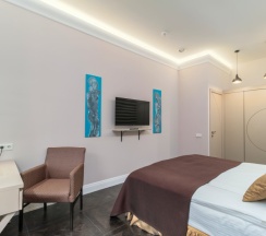 Двухкомнатные апартаменты "Агат" с кухней и видом на город в Orfei Hotel