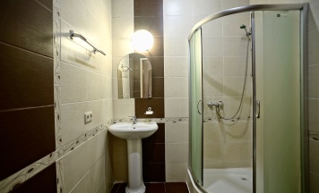 Трехместный номер с тремя раздельными кроватями в Парк Культуры