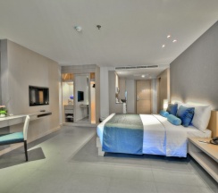 Двухместный номер Deluxe двуспальная кровать в Отель The Ashlee Heights Patong Hotel & Suites