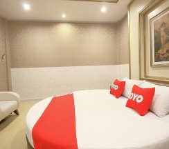 Двухместный номер Superior двуспальная кровать в OYO 1002 Pinklao Resort