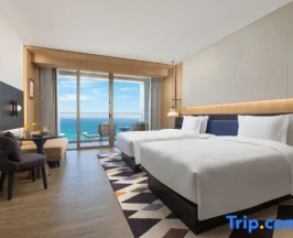 Двухместный номер Standard oceanfront (2 отдельные кровати) в voco Sanya Dadonghai By IHG