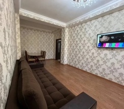 Апартаменты с балконом и с красивым видом из окна в Апартаменты возле крепости Нарын кала