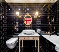 Семейный люкс с видом на улицу в Dom Boutique Hotel