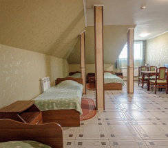 4-местный номер стандарт в Медведь