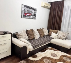 Двухместные апартаменты с 2 комнатами с балконом двуспальная кровать в 777