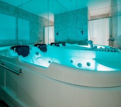 Двухместный делюкс с джакузи в Room room