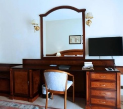 Двухместный люкс Deluxe (двуспальная кровать) в Triumph Plaza Hotel