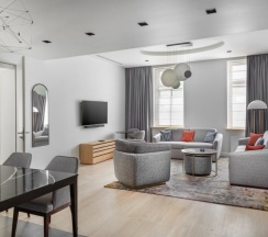 Апартаменты Deluxe с 2 комнатами в The Basilian Minsk, Curio Collection by Hilton