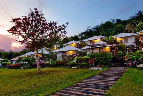 пляж Ко Самед: Курортный отель Samed Cliff Resort