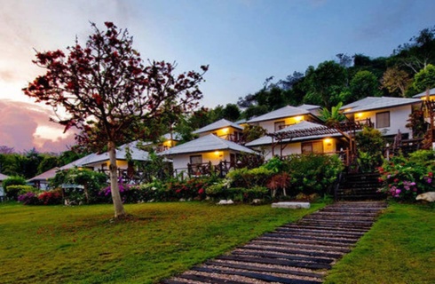 Таиланд, пляж Ко Самед: Курортный отель Samed Cliff Resort