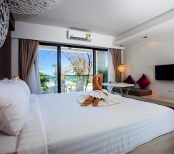 Двухместный номер Deluxe с видом на море двуспальная кровать в Coral Inn