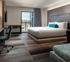 Двухместный люкс с балконом двуспальная кровать в Aloft Scottsdale
