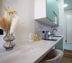 Апартаменты с джакузи на Степана Разина 2 на 13 этаже (232/1) в Степаненков