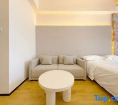 Семейный номер Comfort в Dream Inn Hotel (Songjiazhuang Subway Station Branch)