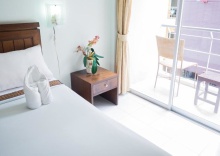 Двухместный номер Deluxe двуспальная кровать в Patong Moon Inn Guesthouse